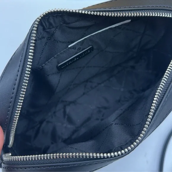 MICHAEL KORS Jet Set Lg Ombré Signature Logo EW Crossbody Body East West 
Black - Picture 12 of 16